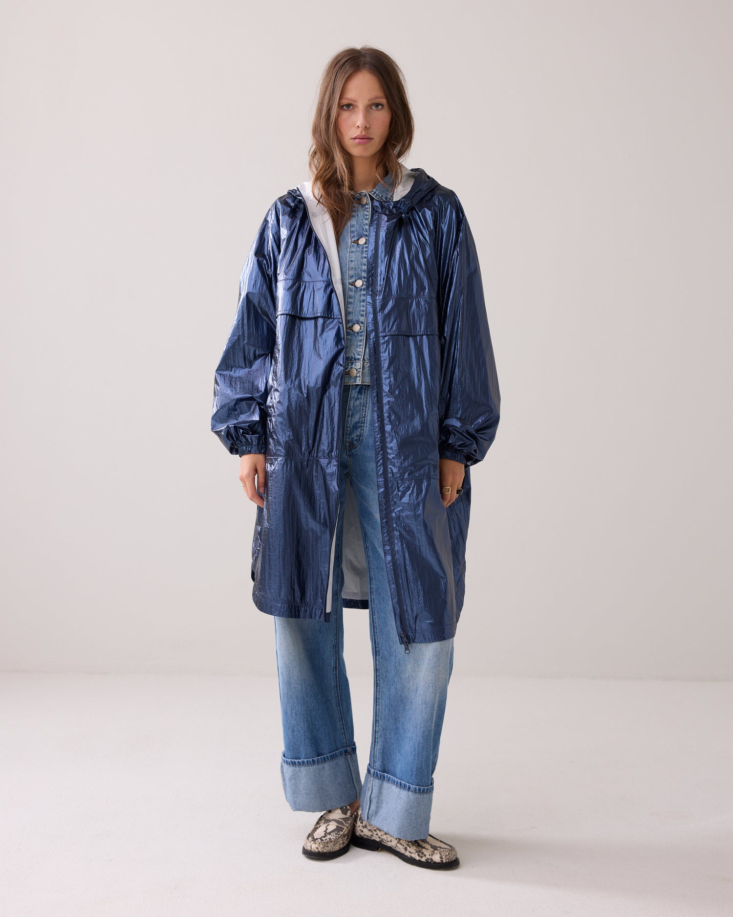 Metallic Regenjacke mit Aufbewahrungstasche