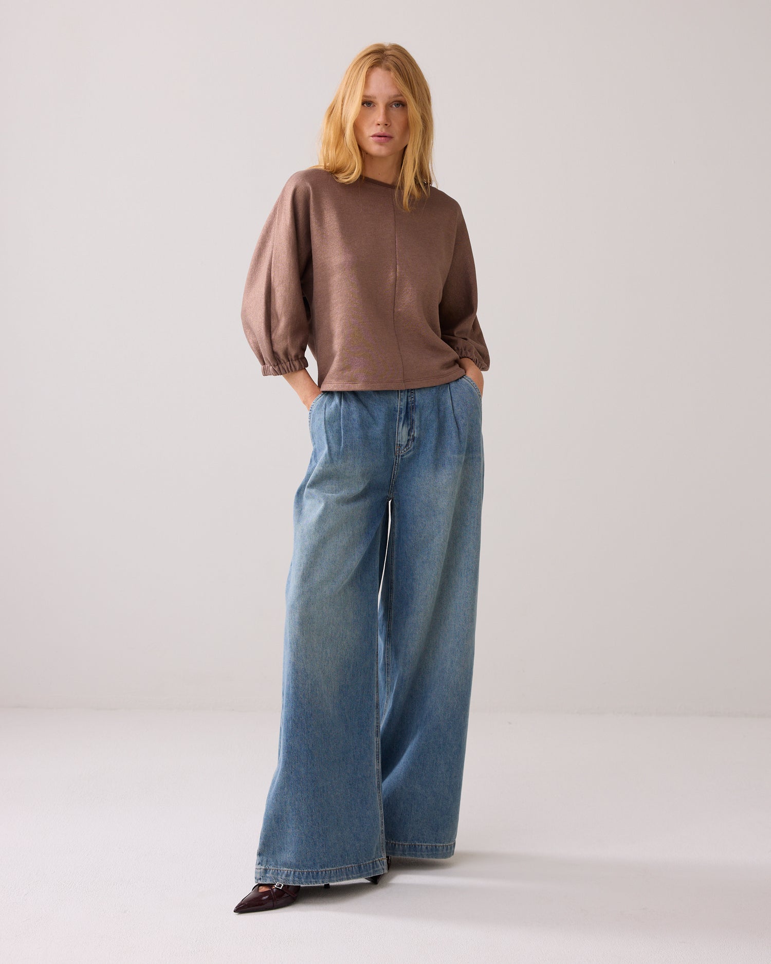Sweat top in foil print