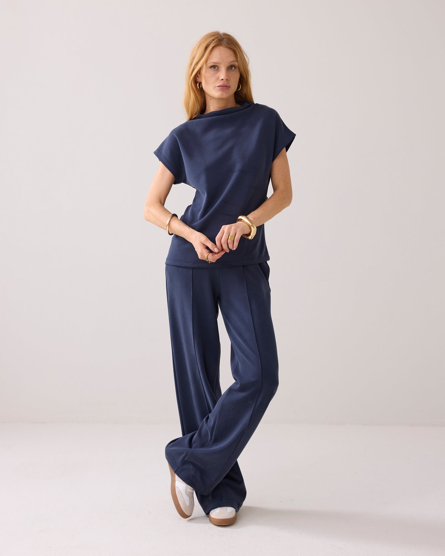 Asymmetrisches Oberteil Washed Modal