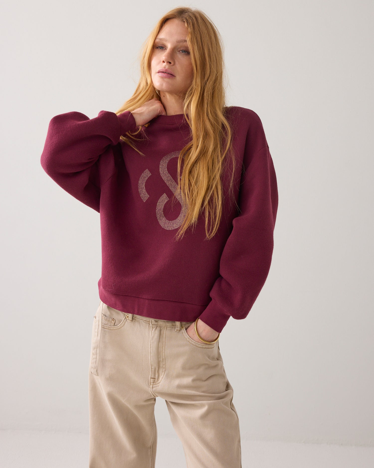 Casual jumper with logo