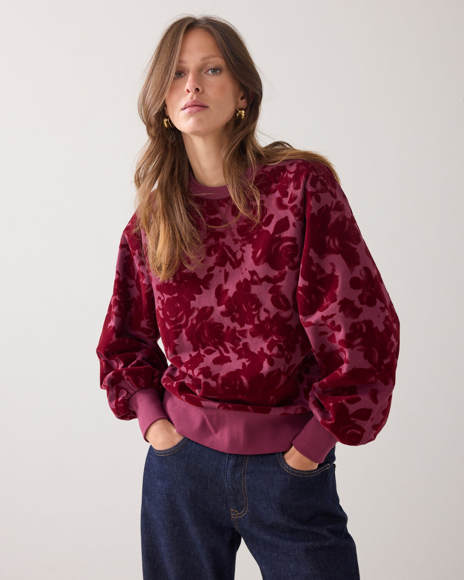 Sweatshirt with velour print