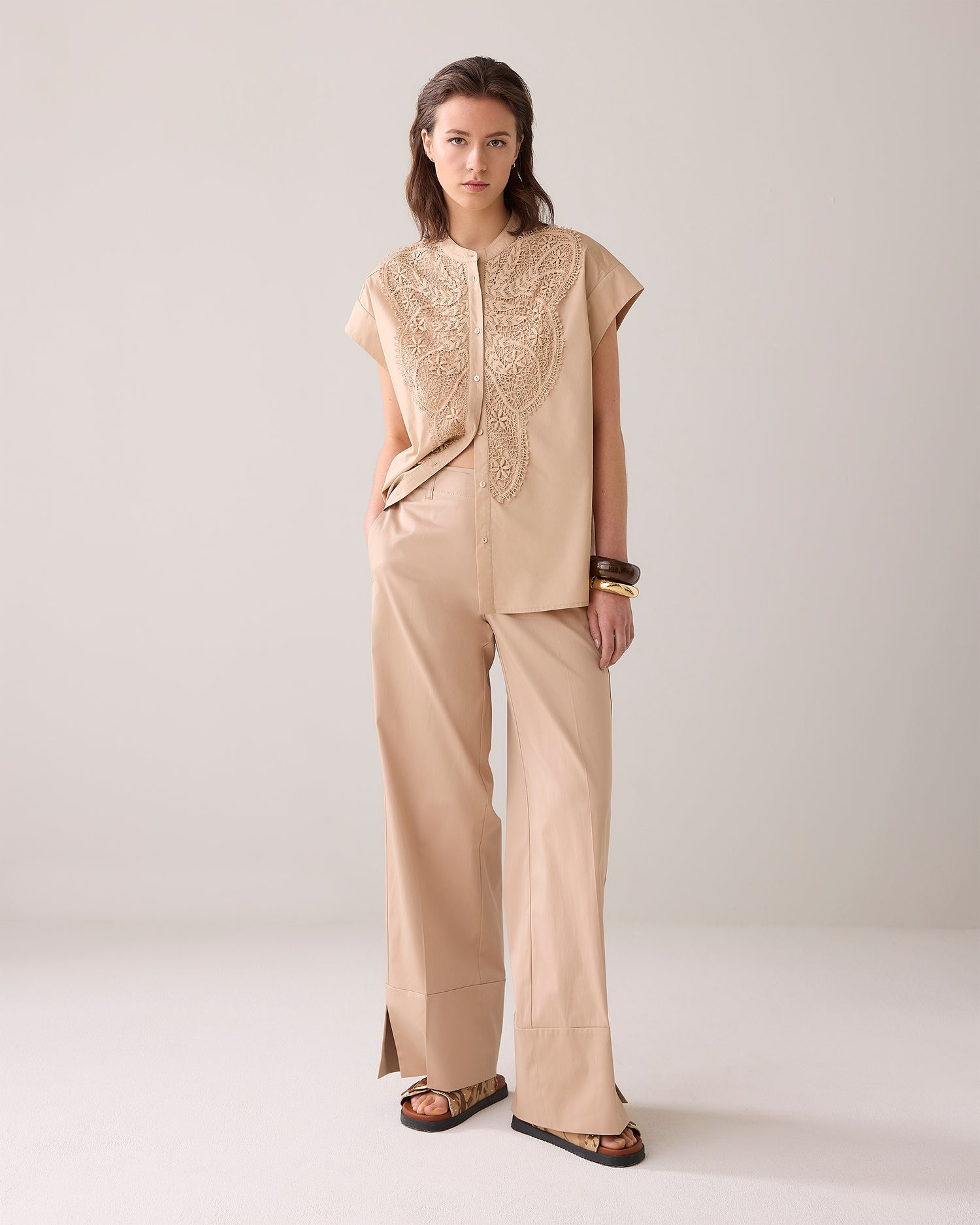 Long trousers with slit