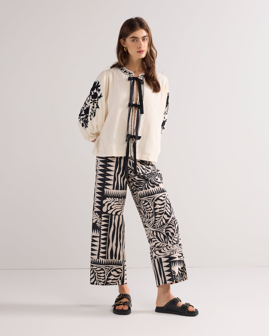 ボトムス・スパッツ soor ploom Otto trousers 4/5y 4s2824-12223-252-C4-