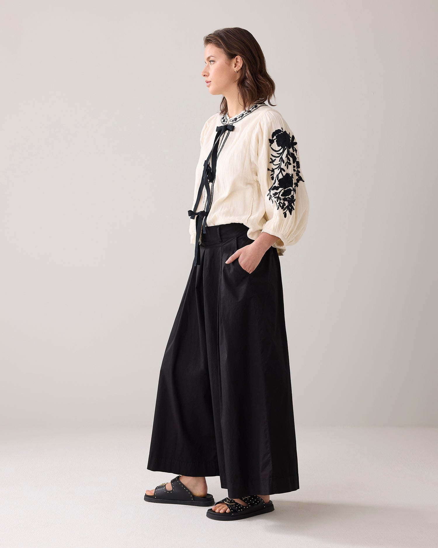 Ultra-wide culottes
