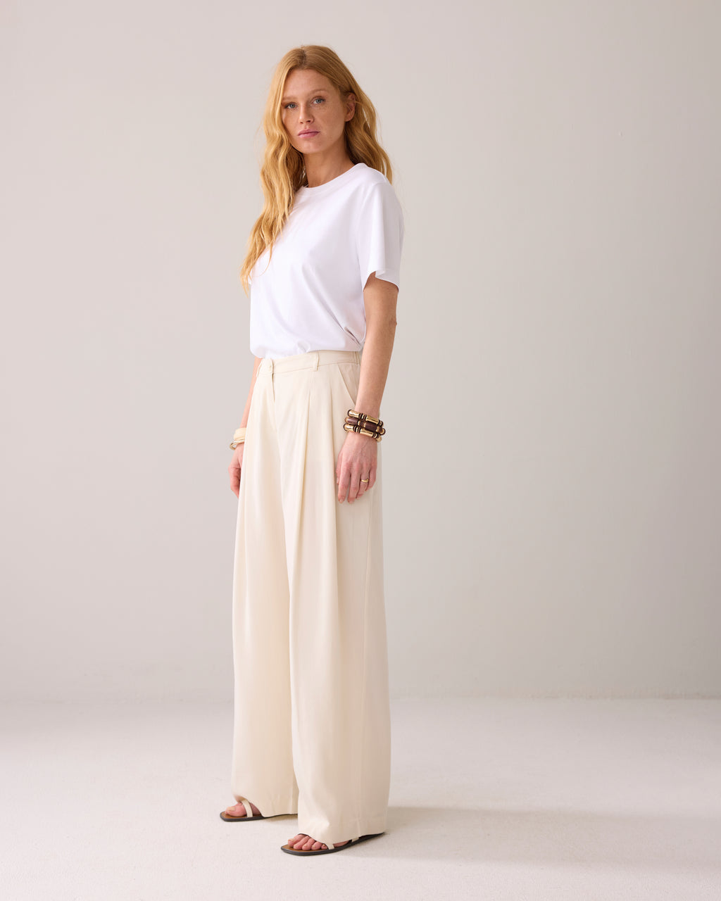 パンツ TheLoom Trousers White 4s2832-11650-252-Q-