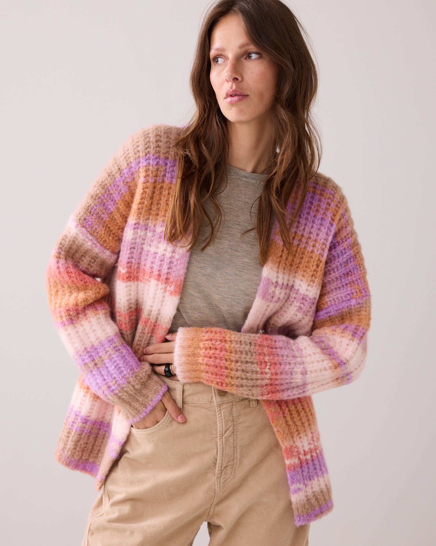 Strickjacke aus mehrfarbigem italienischem Garn