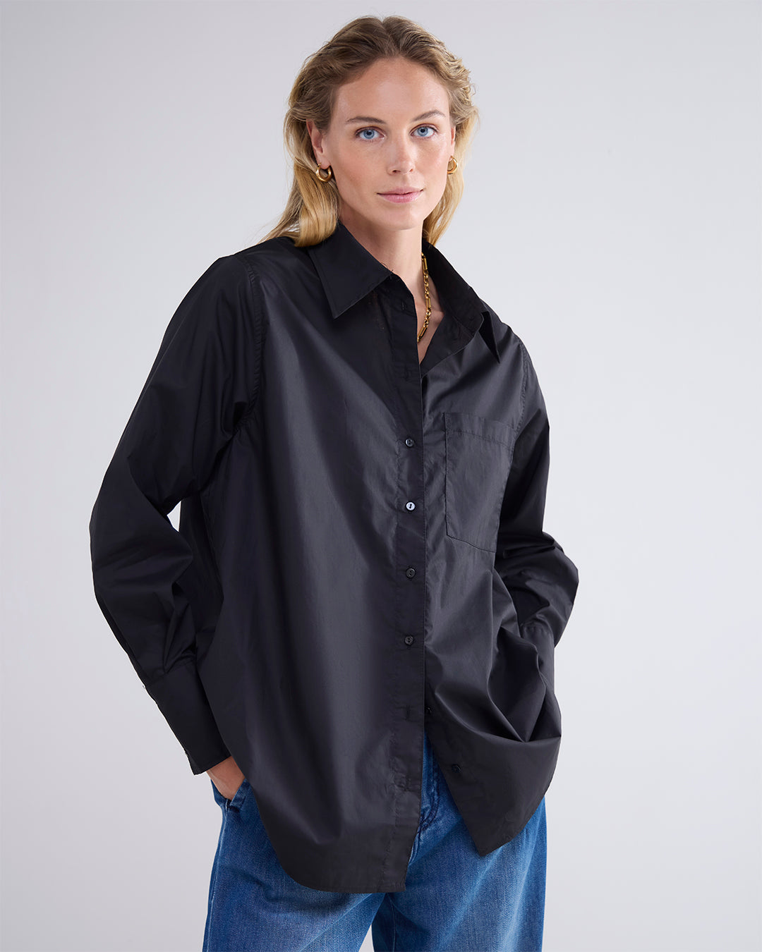 Klassieke knoopjesblouse