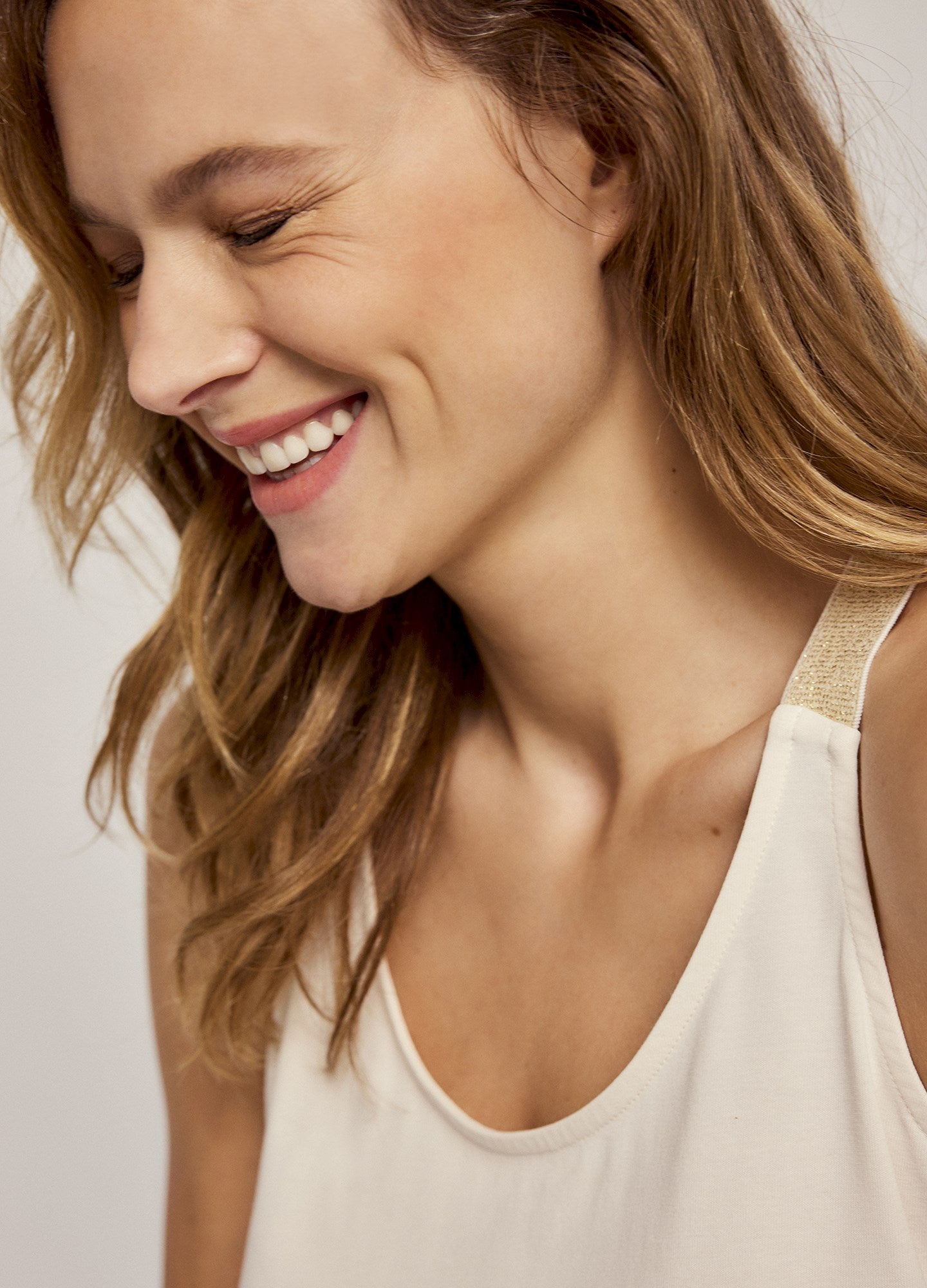Luxury Basic singlettop met gekruiste schouderbanden