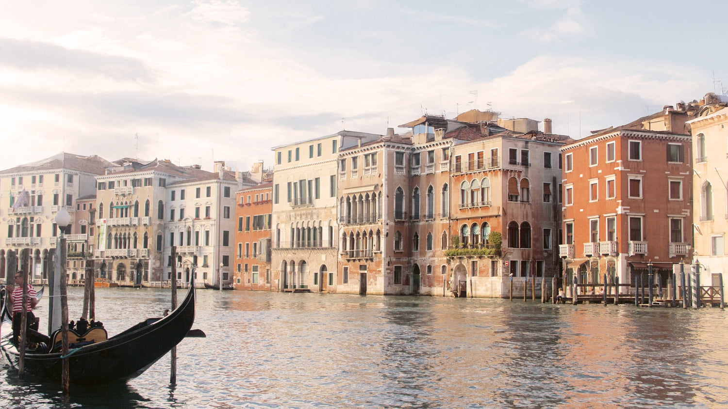SUMMUM STORIES <br>CHAPTER ONE: CITY VIBES