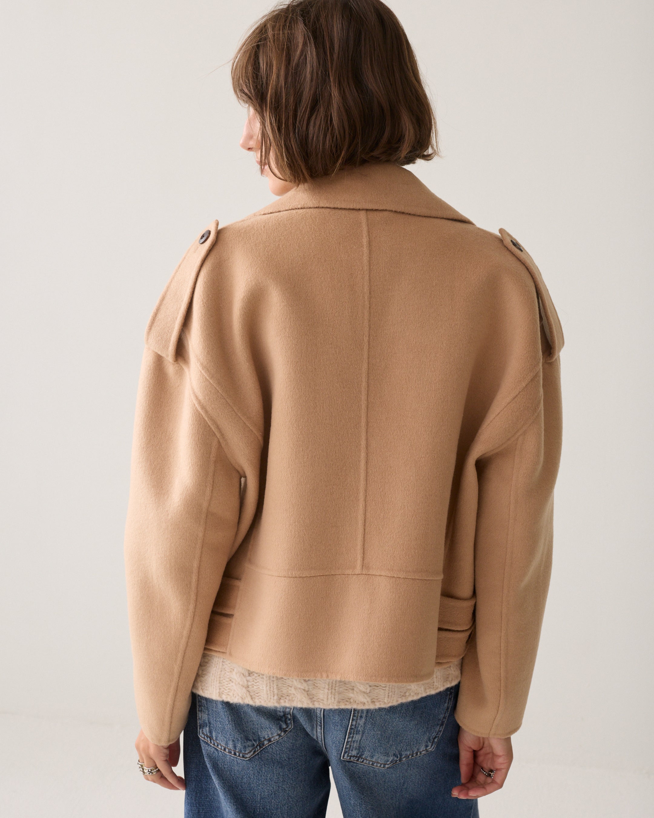 Veste en laine avec détails utilitaires