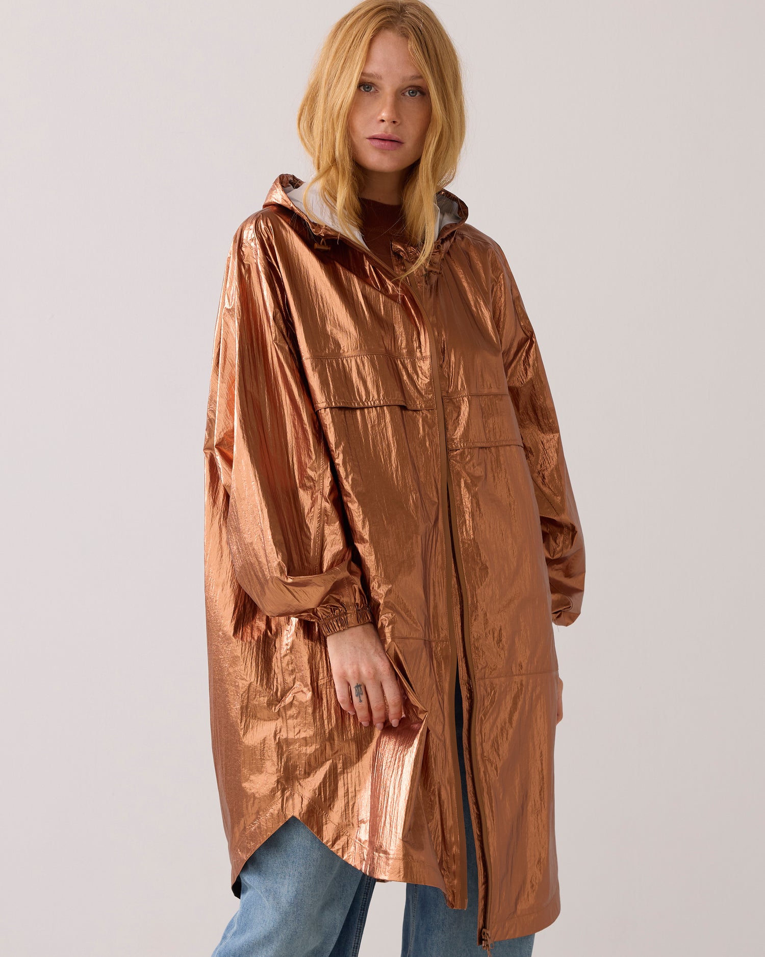 Metallic Regenjacke mit Aufbewahrungstasche