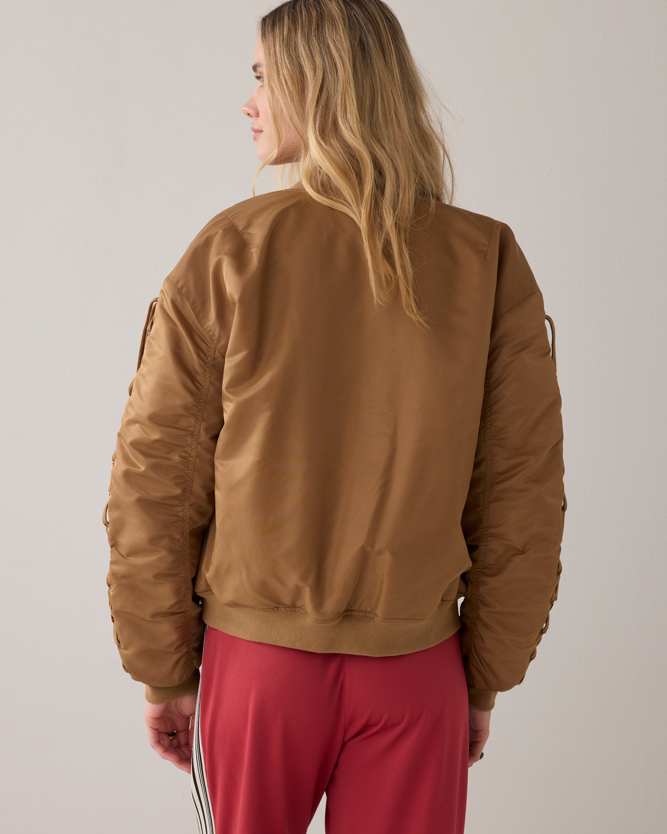 Bomberjas met veterdetail