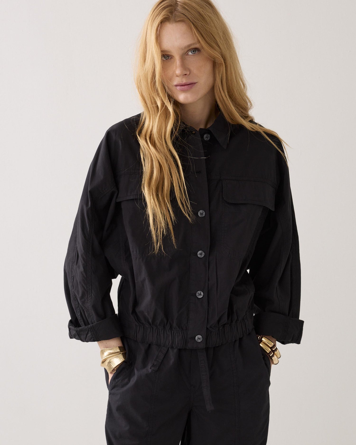 Transitional jacket in crispy cotton