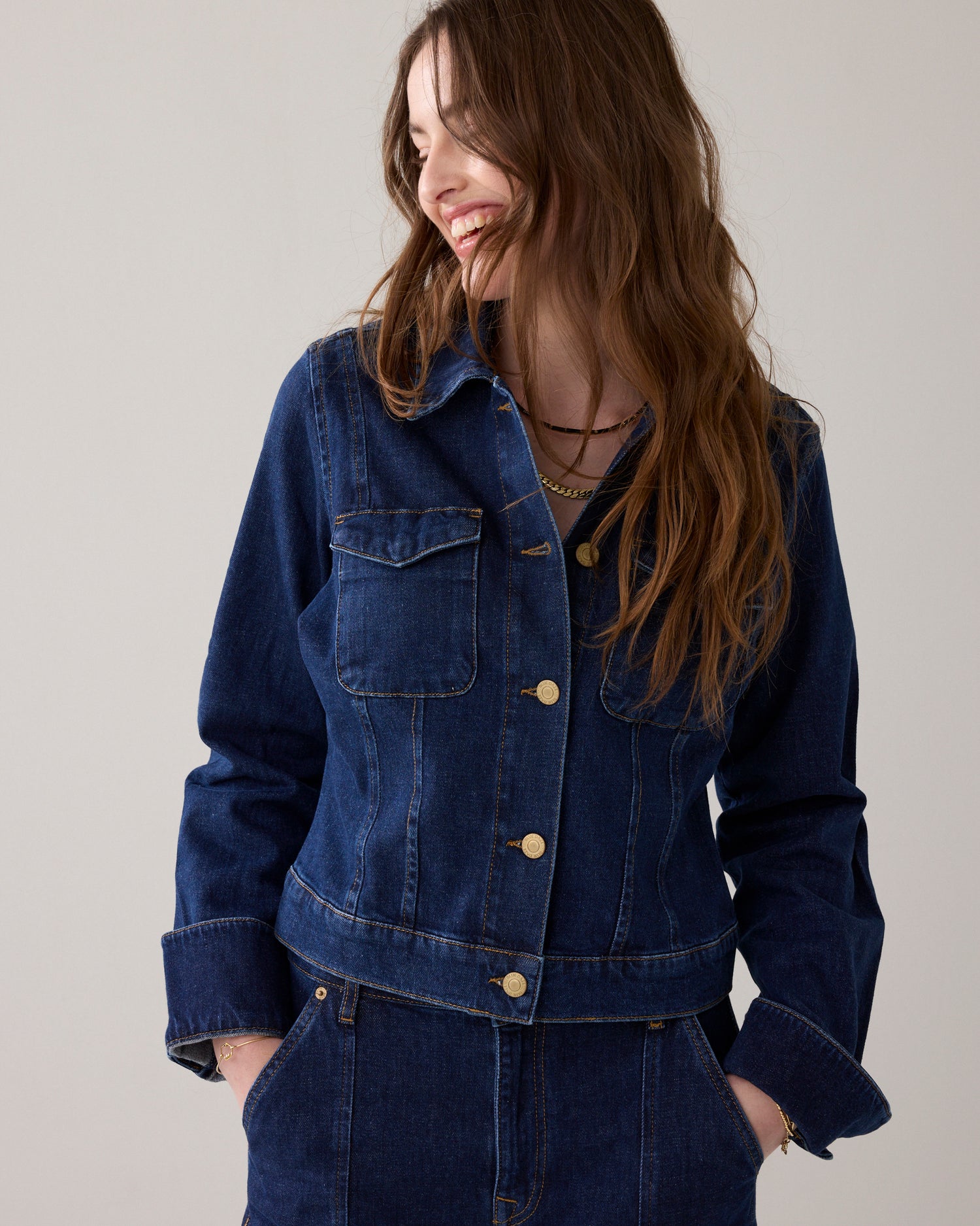 Fitted rinse denim jack