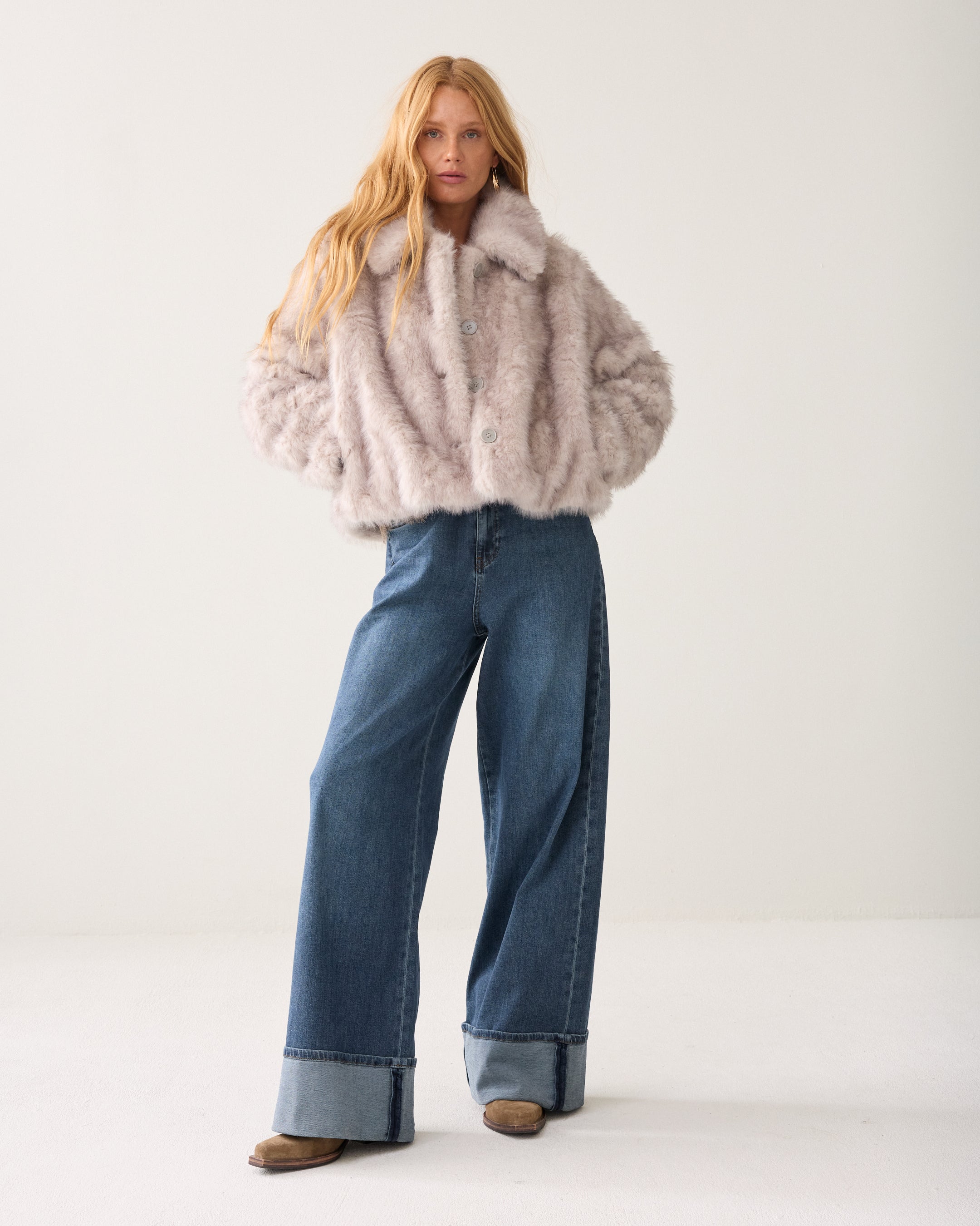 Jasje van zachte faux fur