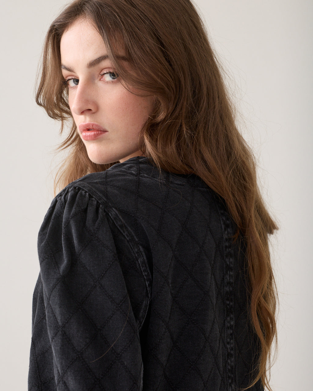 Cropped denim jacket borduur