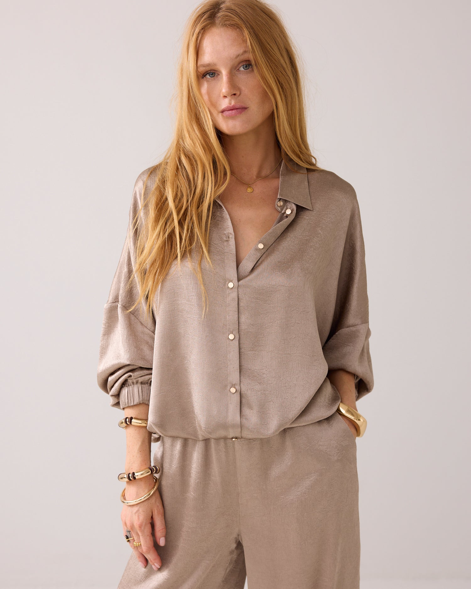 Glanzende wijde blouse