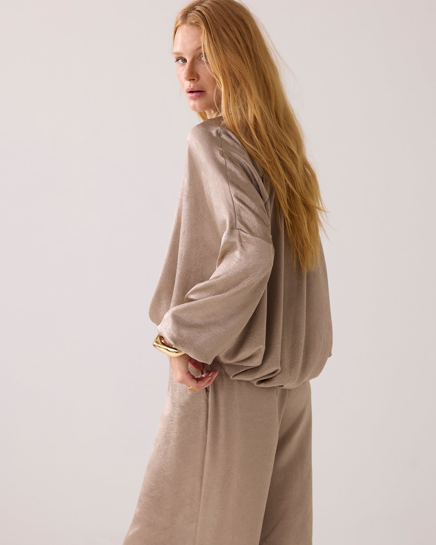 Glanzende wijde blouse