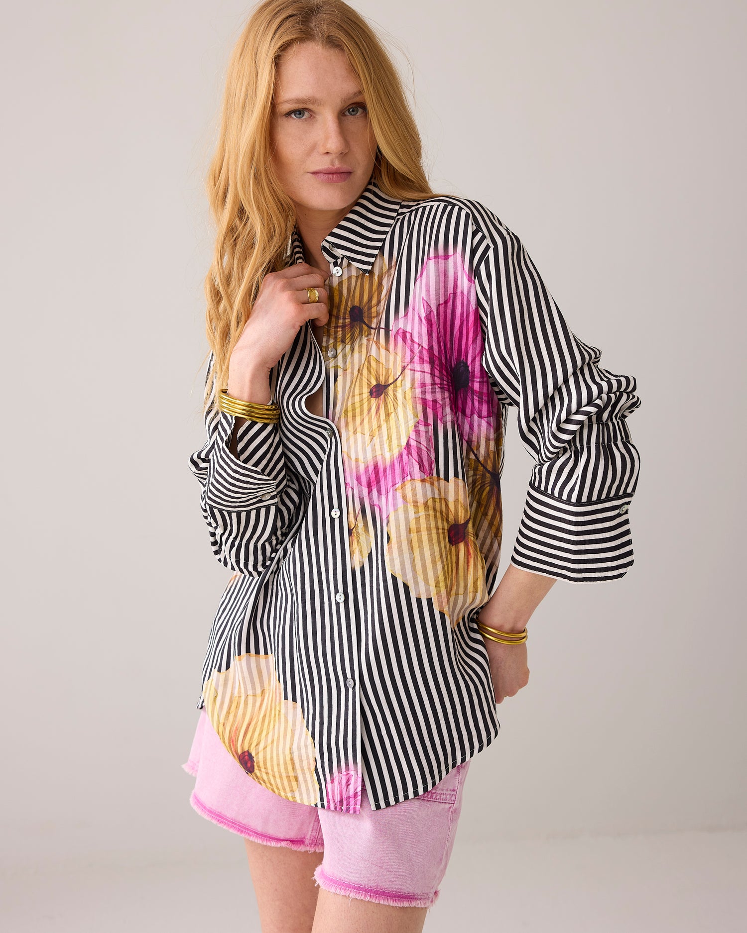 Hemdbluse mit Blume