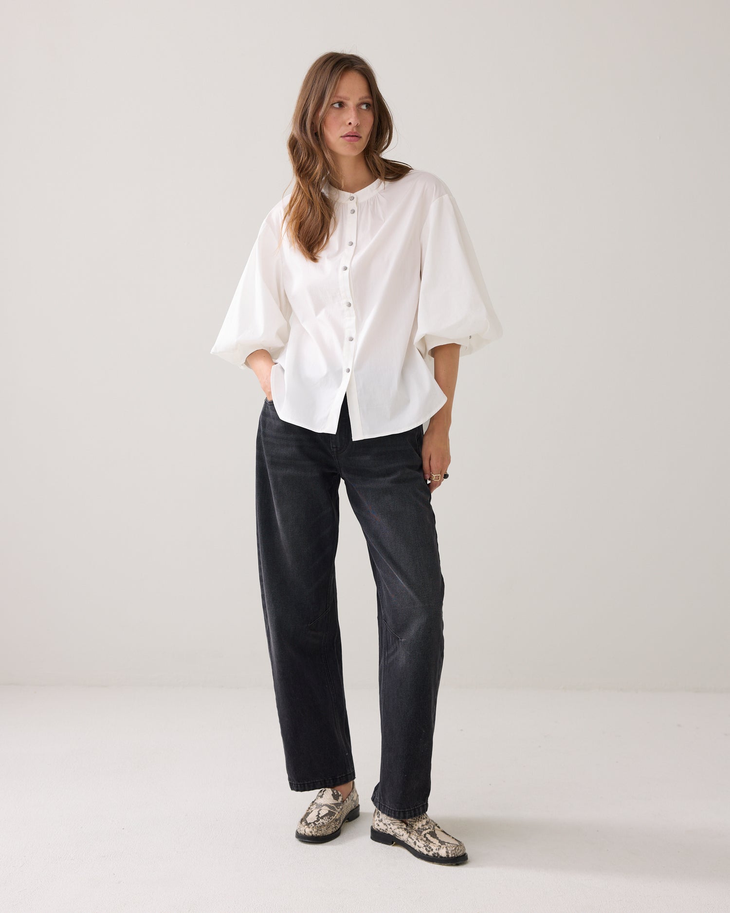 Blouse with diamond buttons