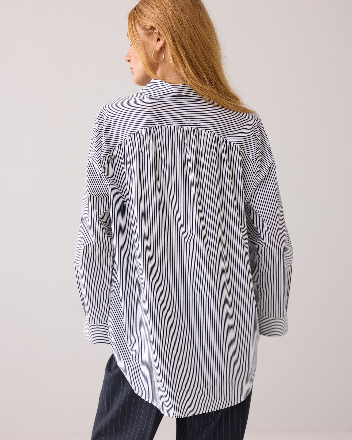Overhemdblouse met knopen