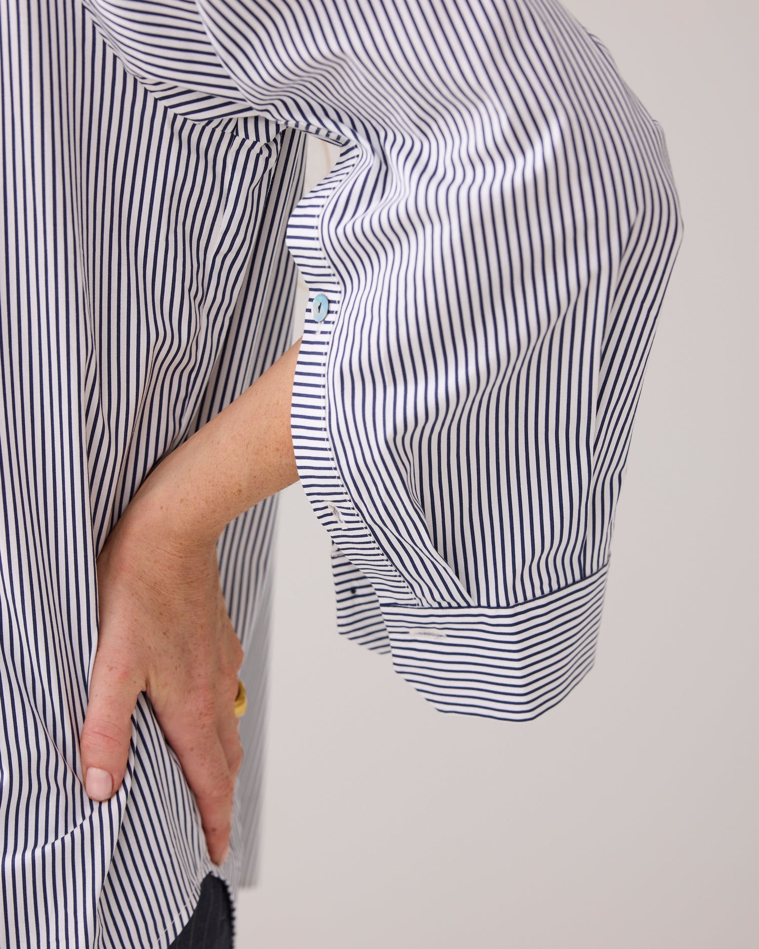 Overhemdblouse met knopen