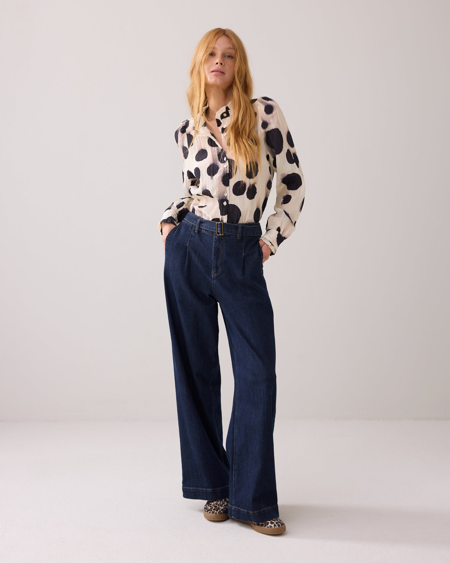 Non-iron blouse with polka dots
