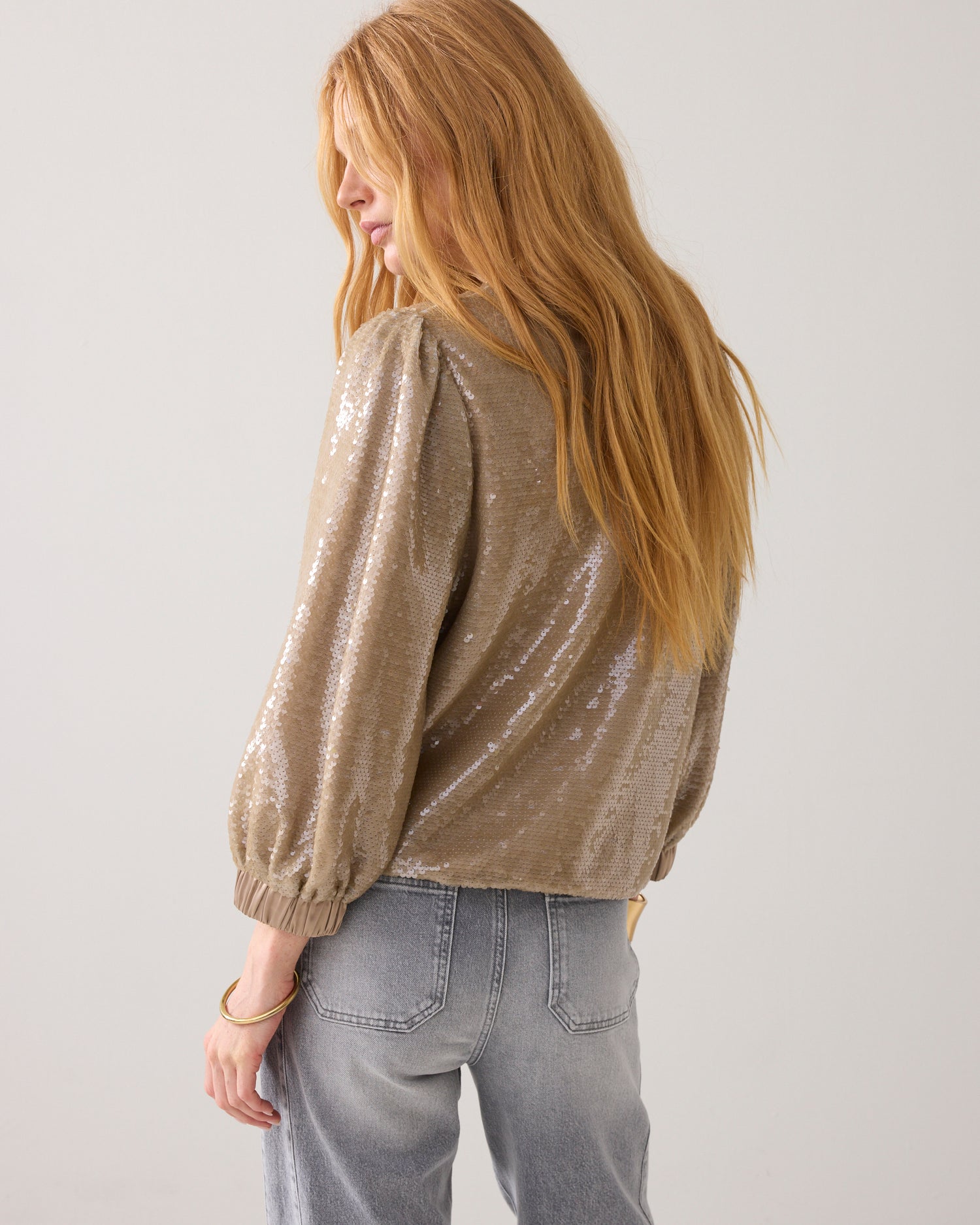 Top in sequin fabric