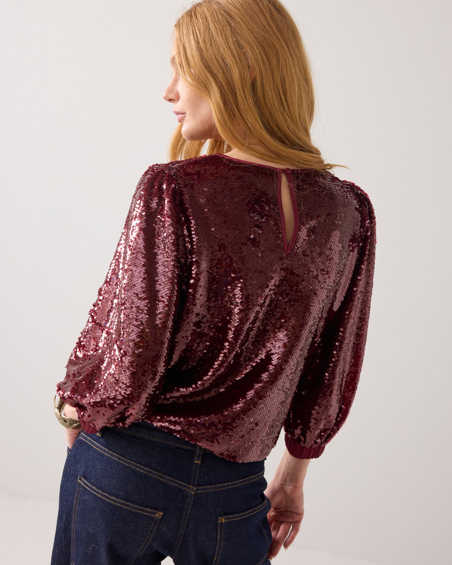 Top in sequin fabric