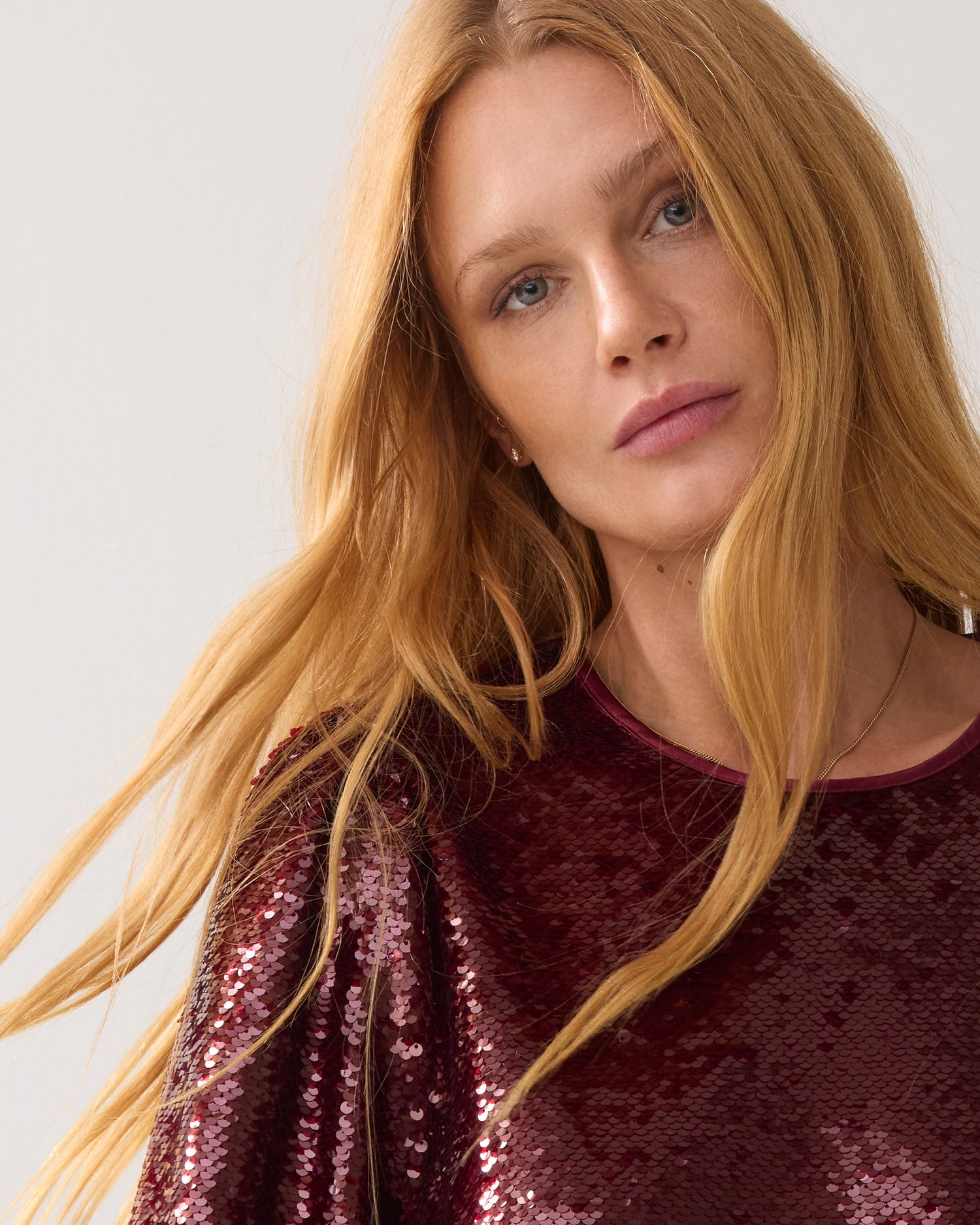 Top in sequin fabric