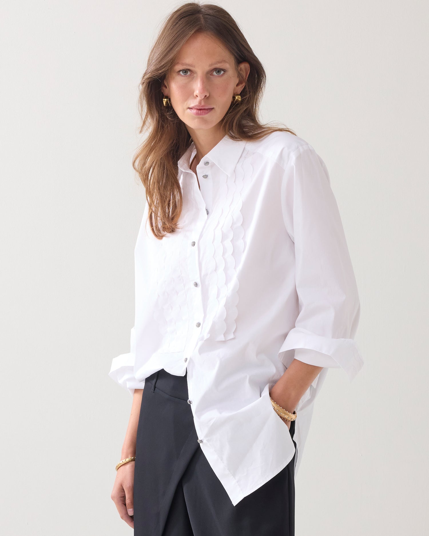 Poplin blouse with dinner jacket details
