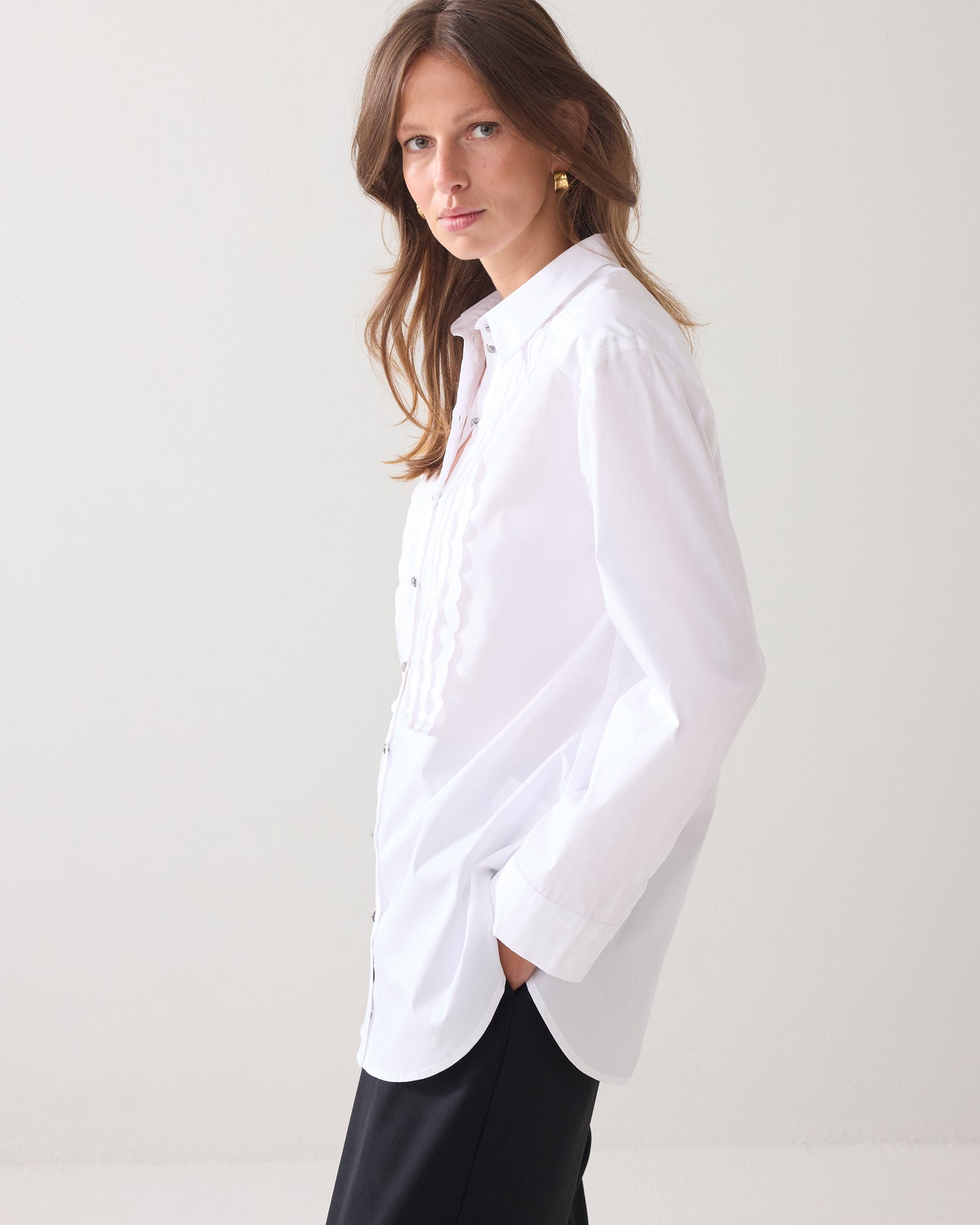 Poplin blouse with dinner jacket details