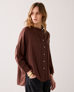Glanzende wear-your-way overhemdblouse