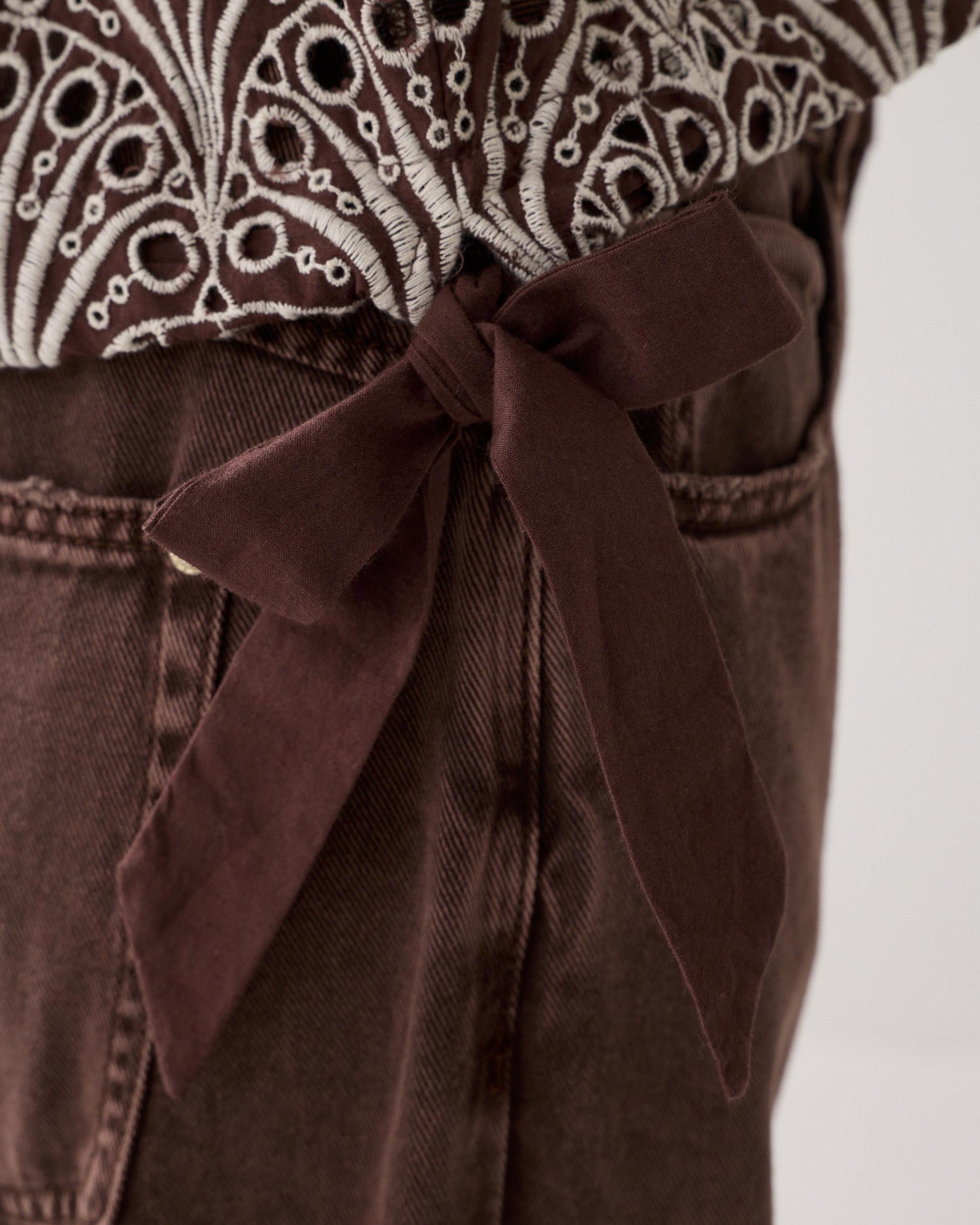 Blouse avec broderie ajourée