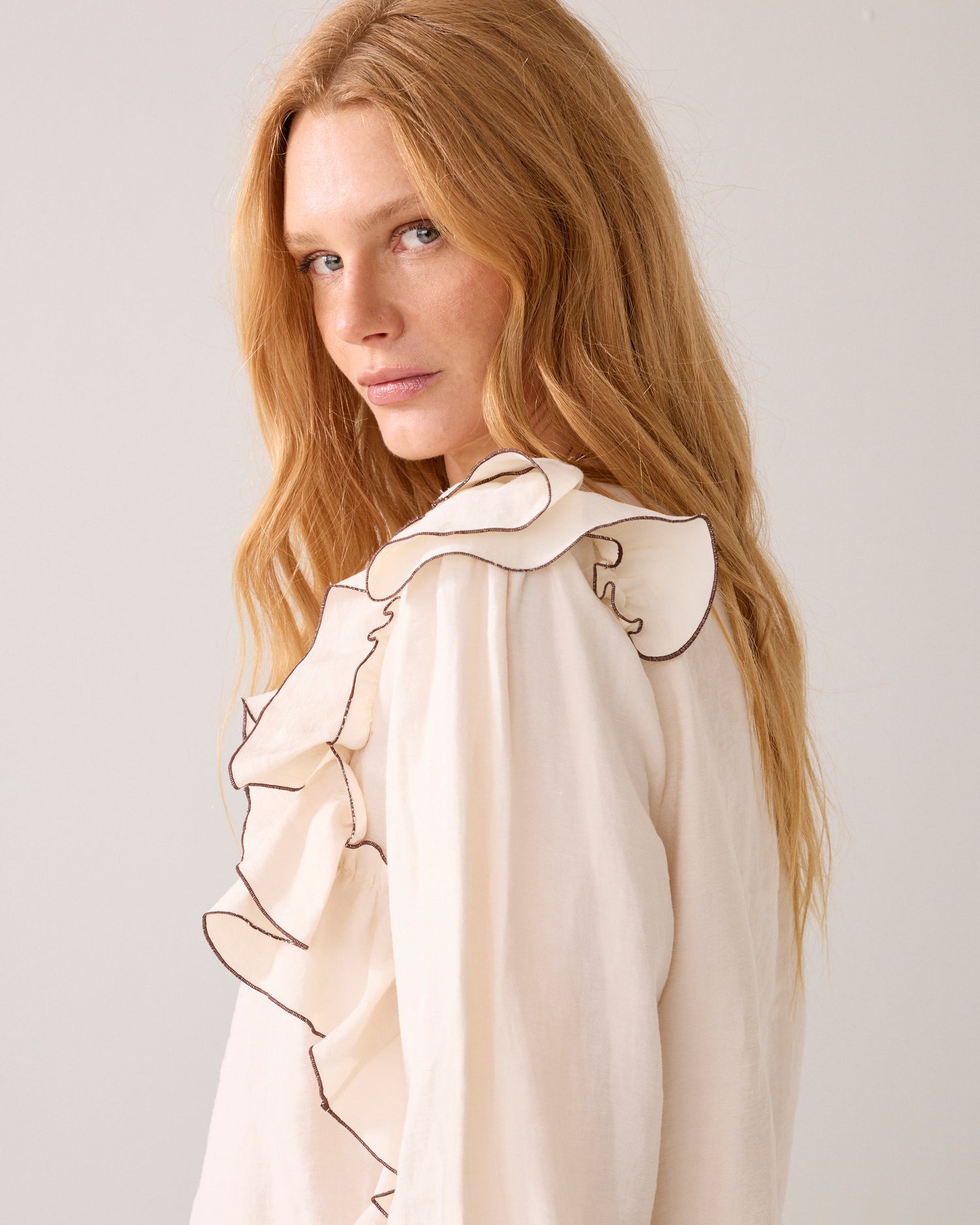 Top en lin avec volants