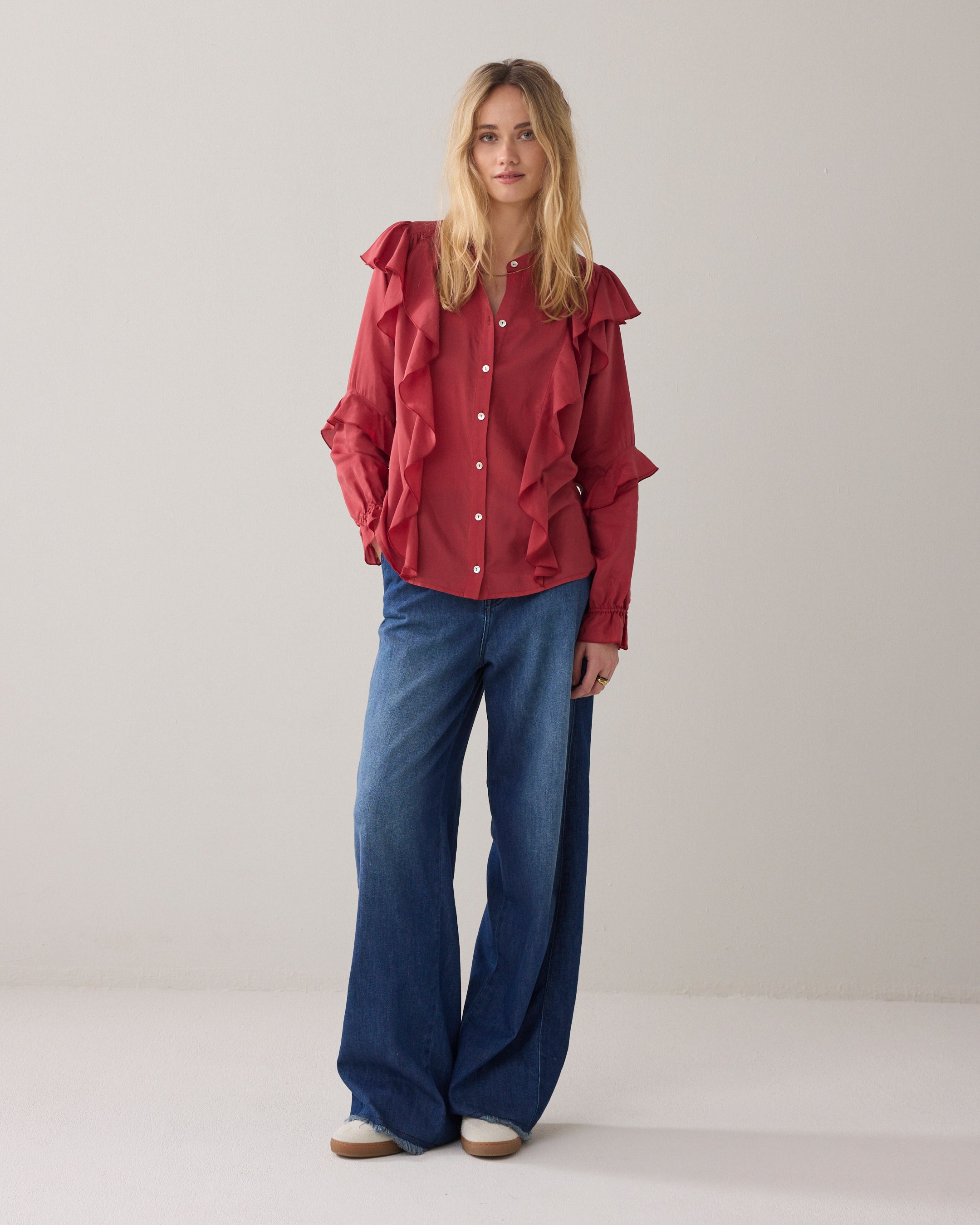 Blouse met ruffles