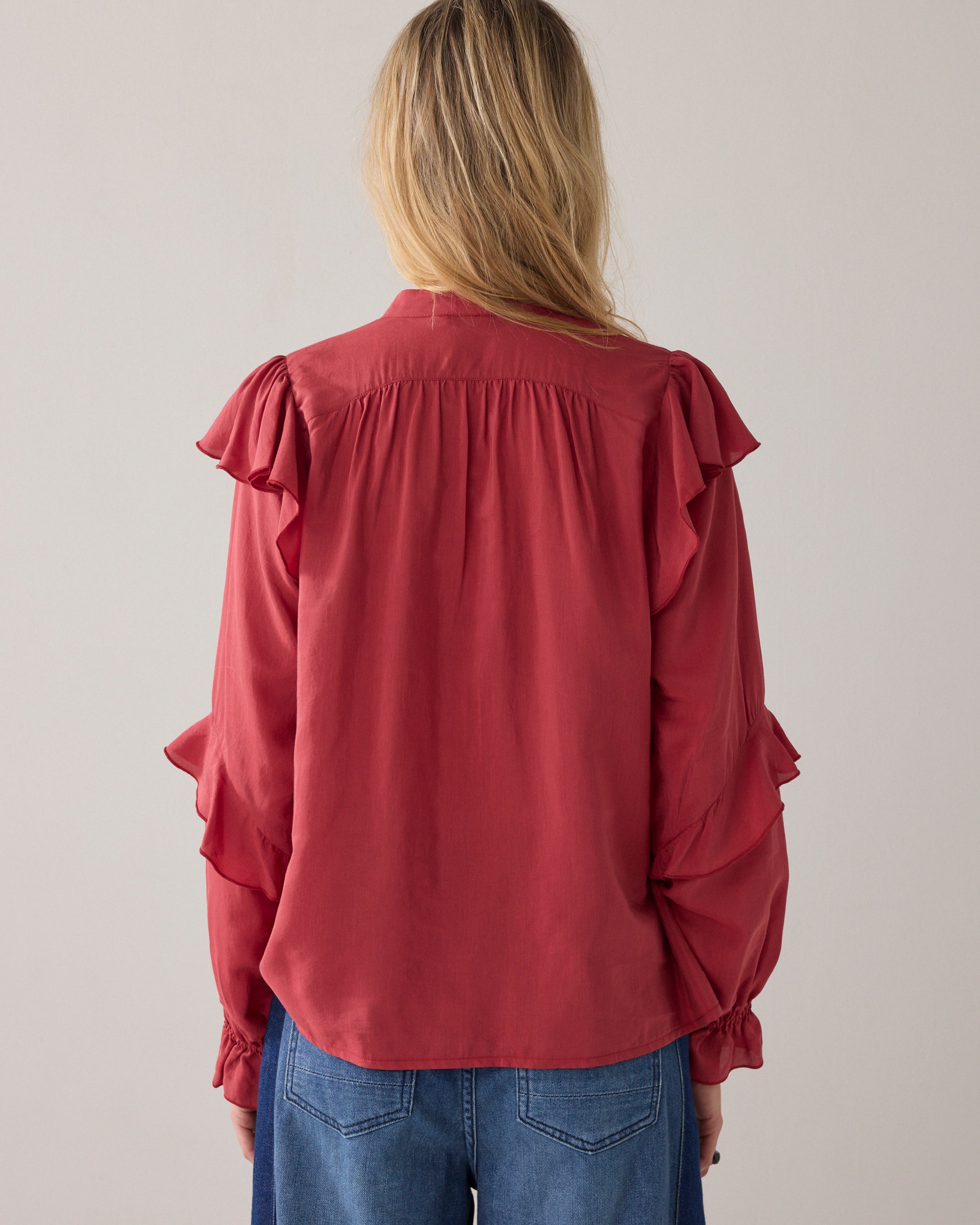 Blouse met ruffles
