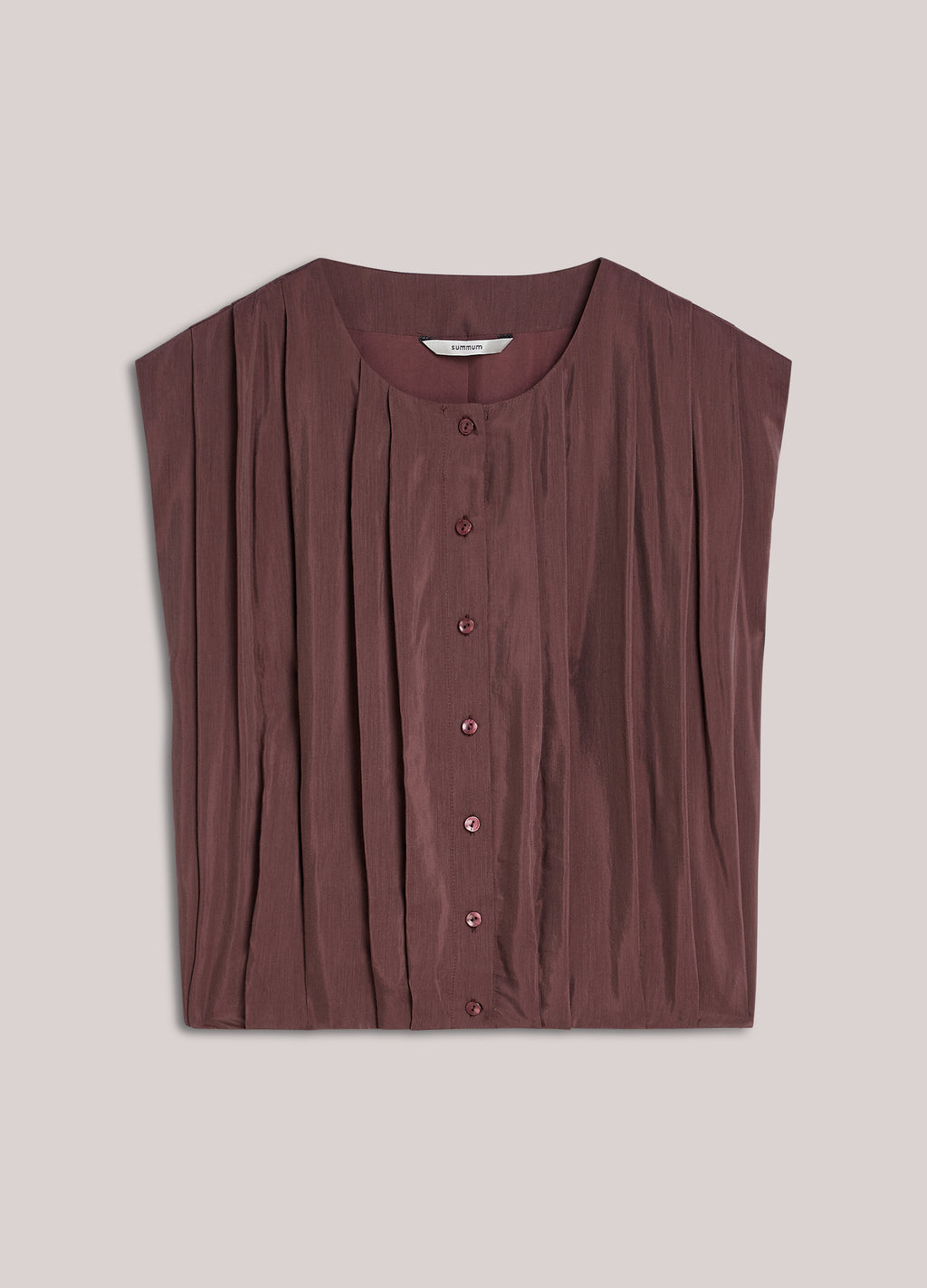 Pleated blouse with sheen