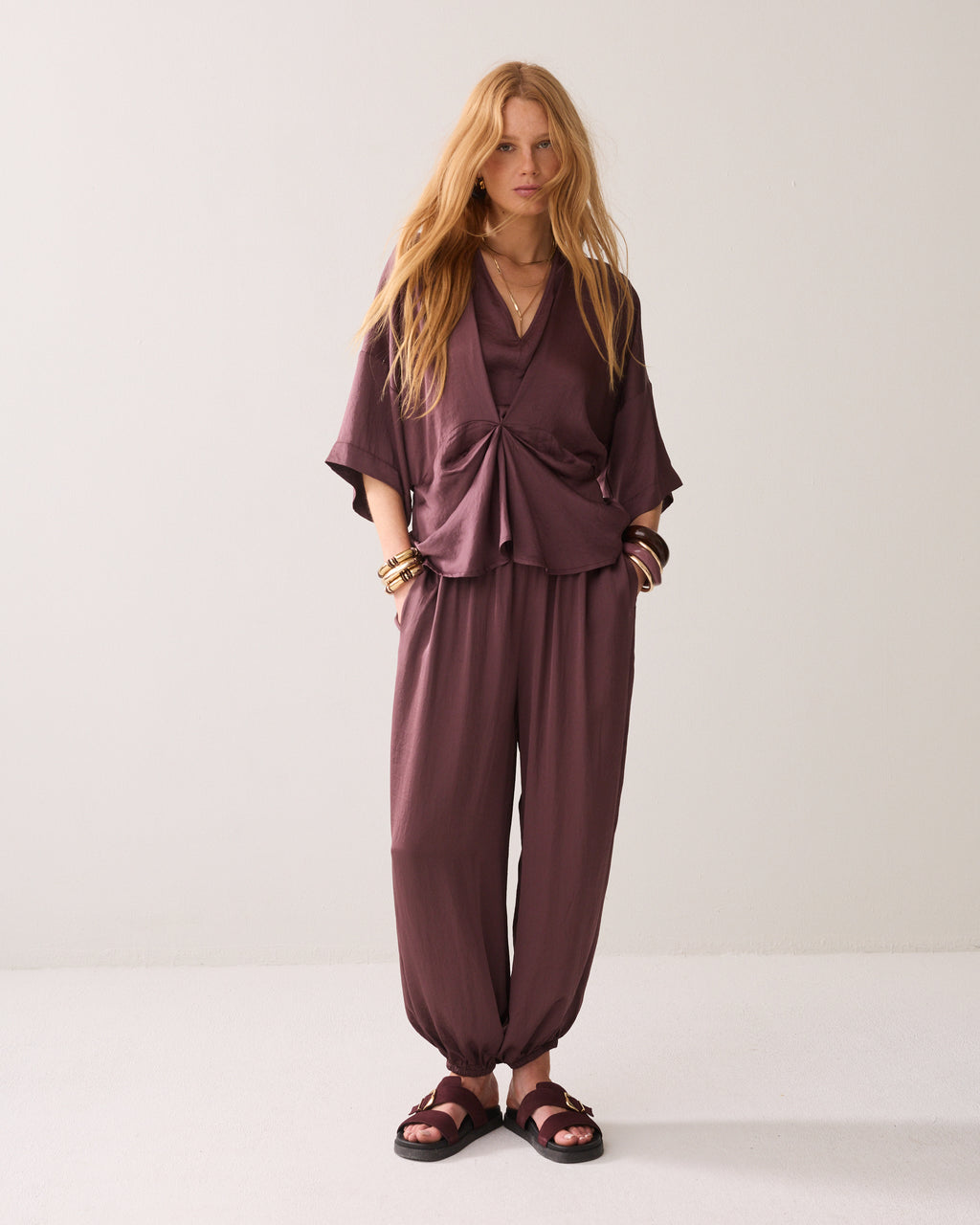 Getailleerde top met sterdetail