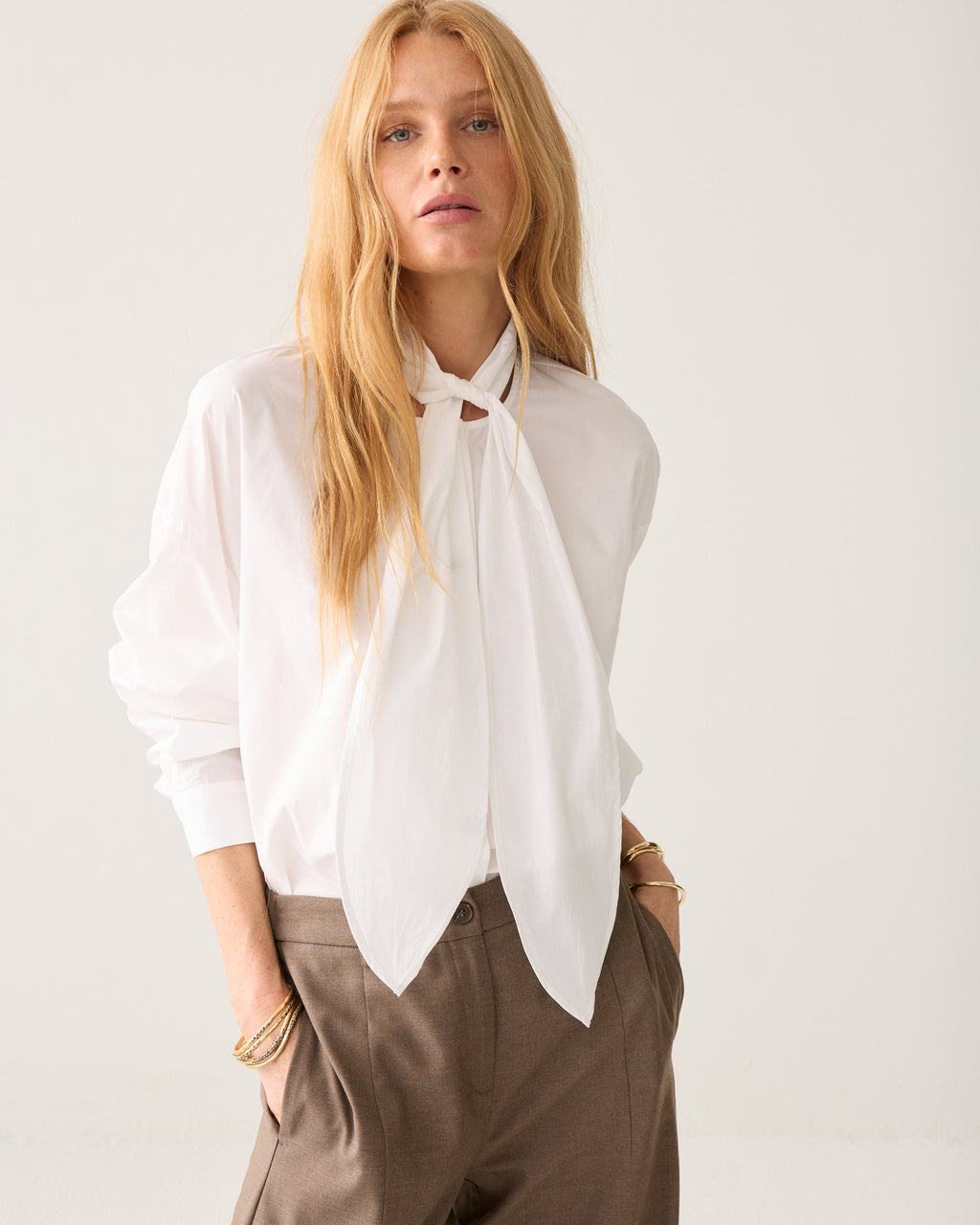 Oversized blouse met strik