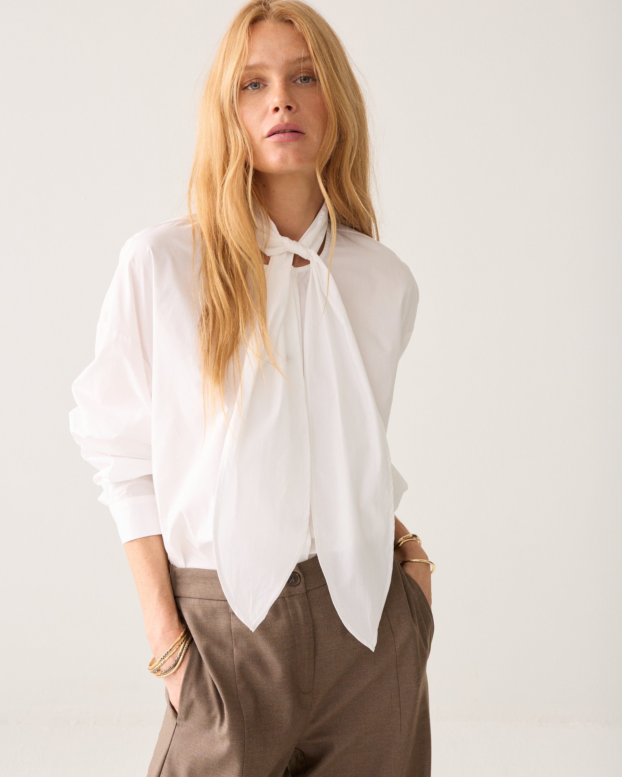 Oversized blouse met strik
