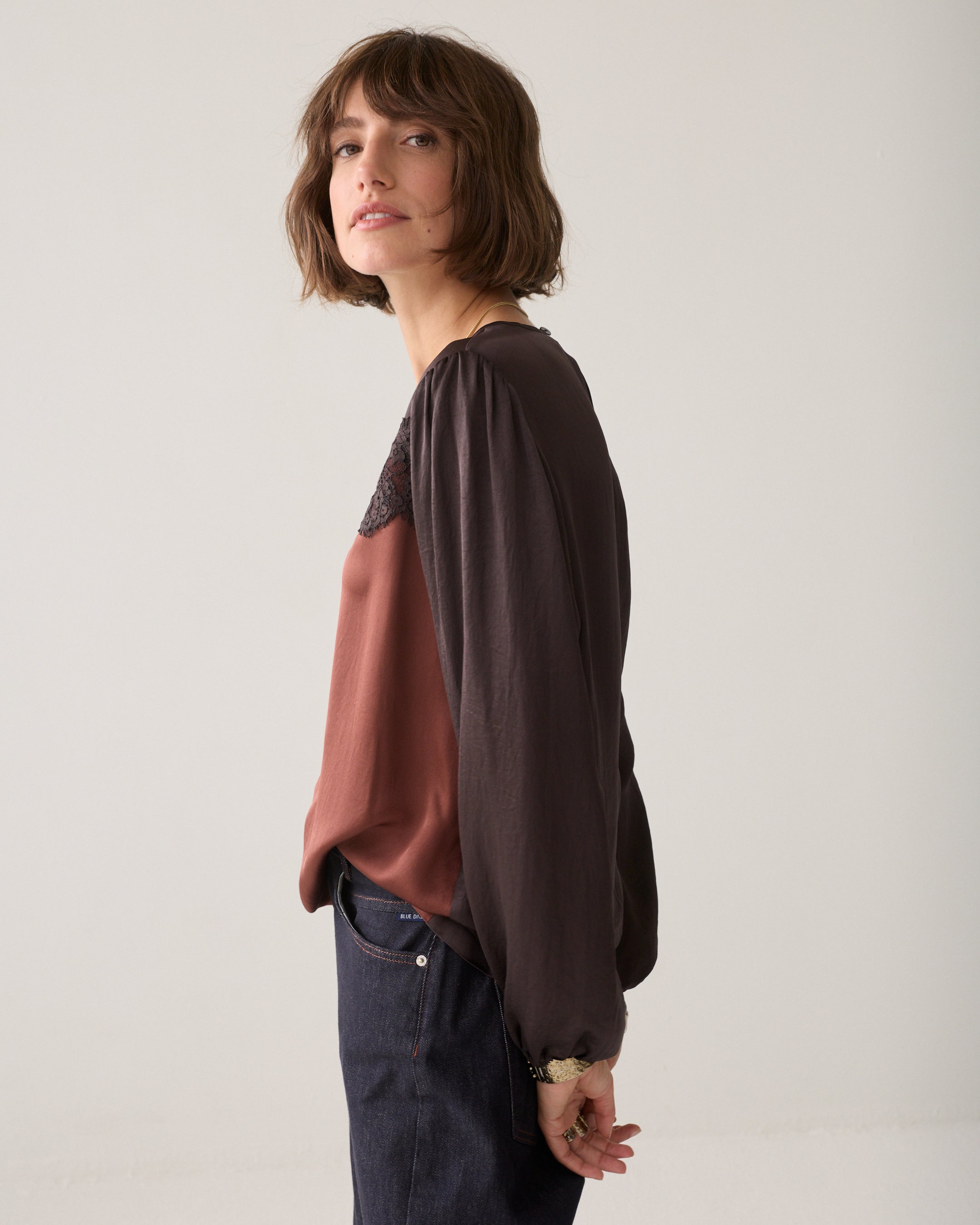 Two tone top met kant