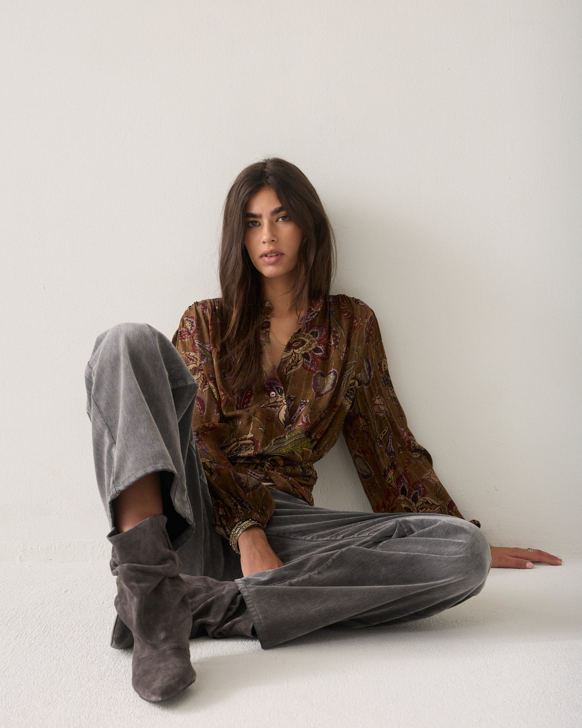 Wrap blouse with print