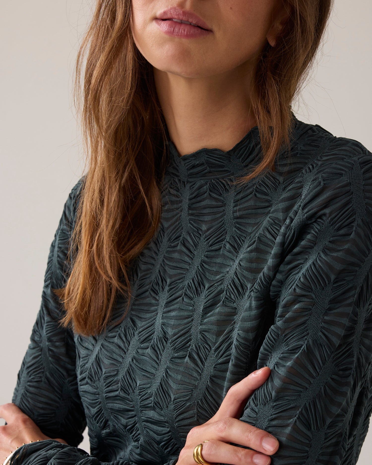 Transparent mesh top