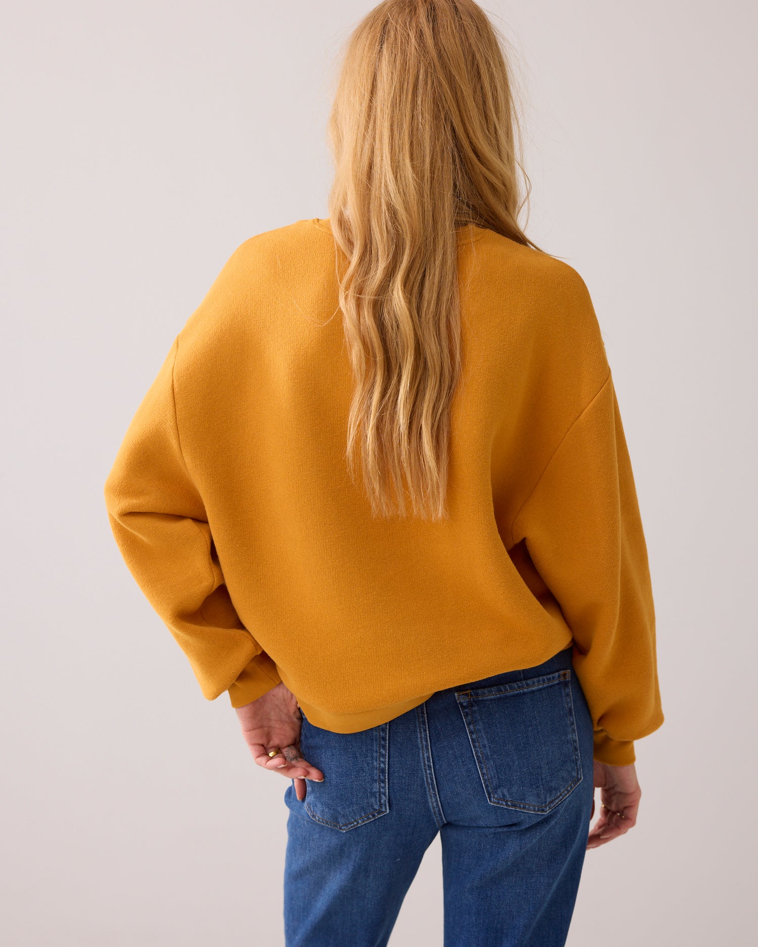 Casual sweater met strass logo