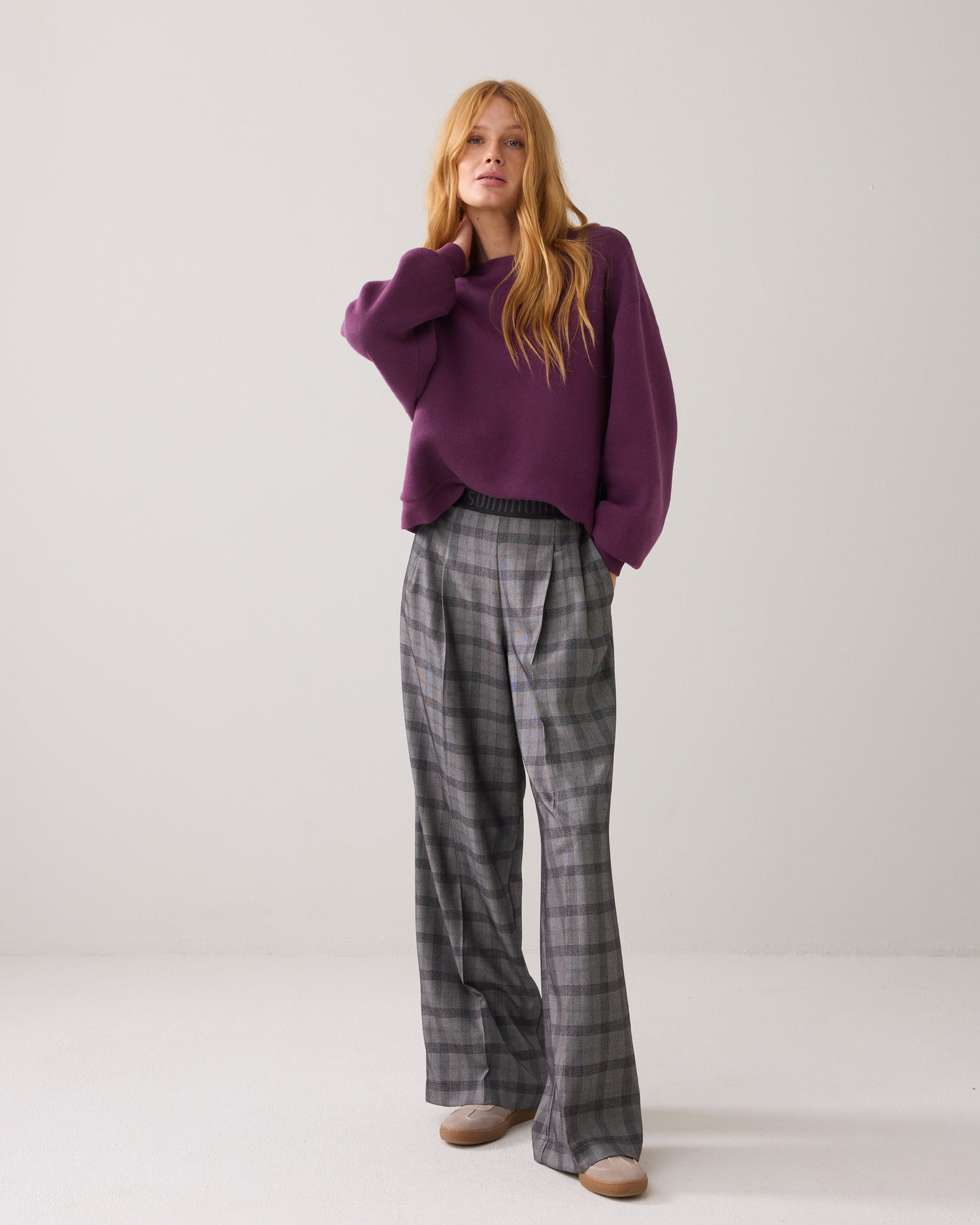 Casual Sweater mit Strasslogo