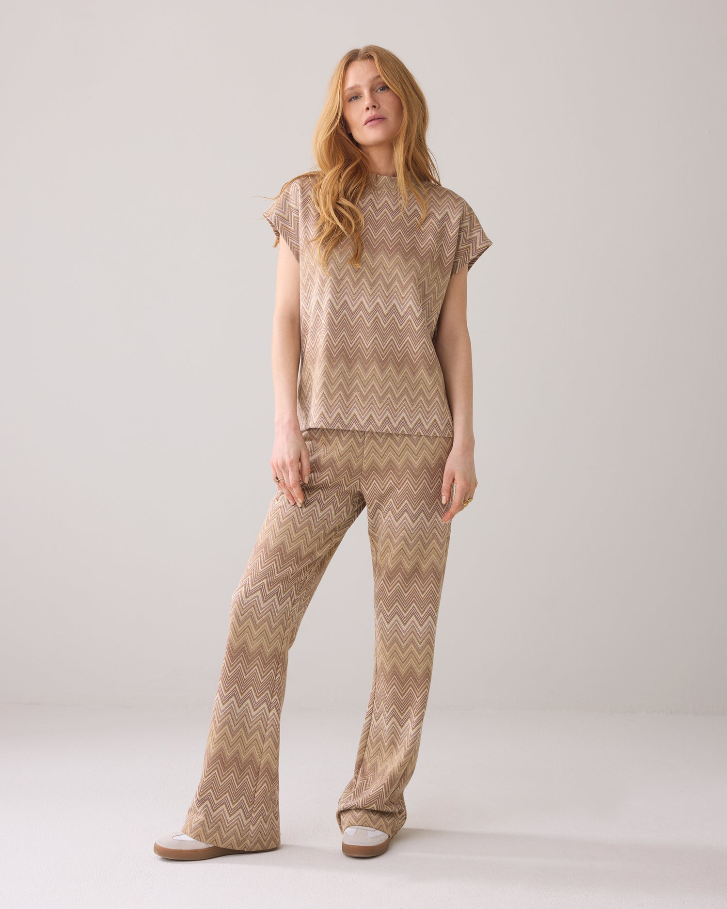 Top zigzag jacquard