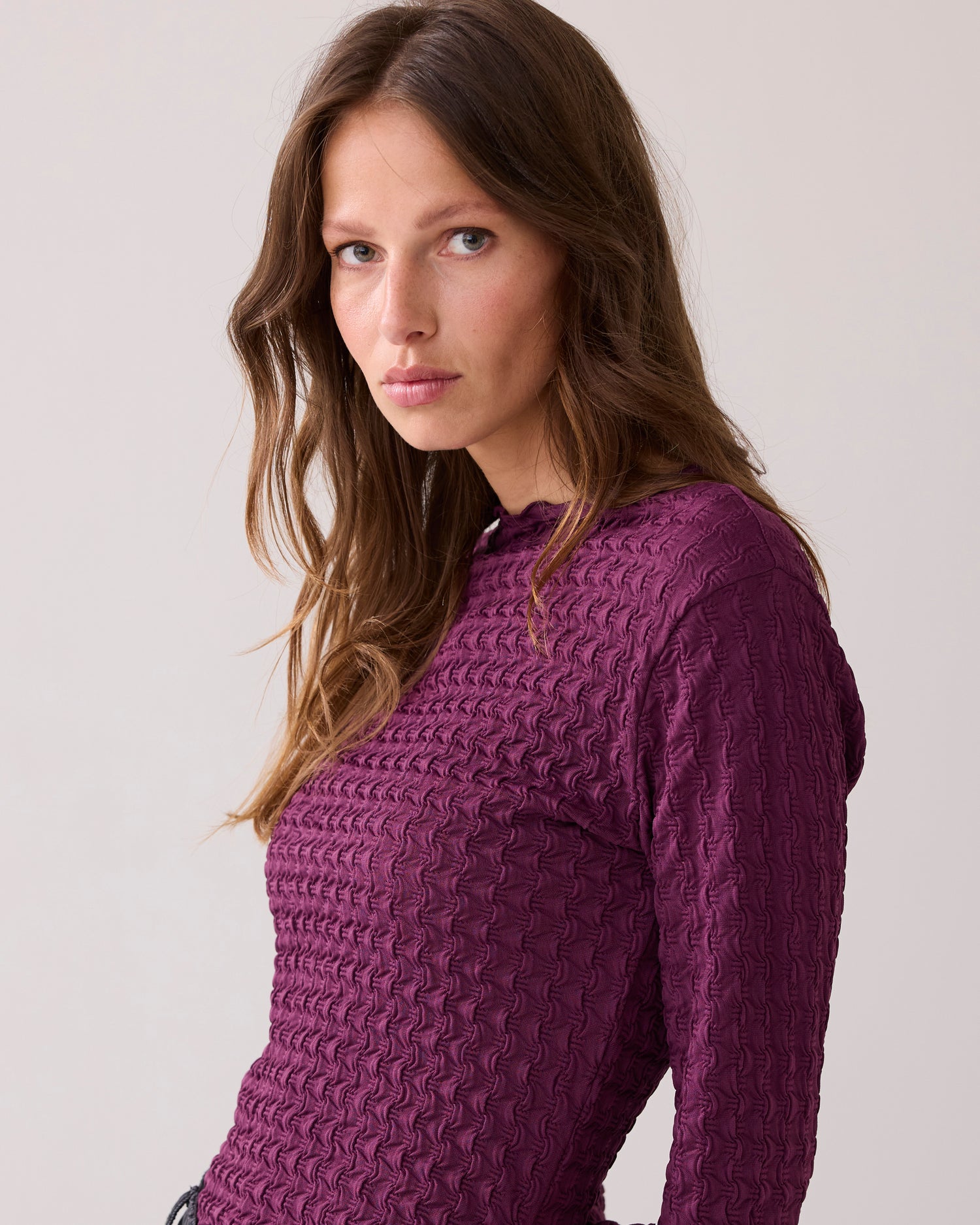 Textured mesh top
