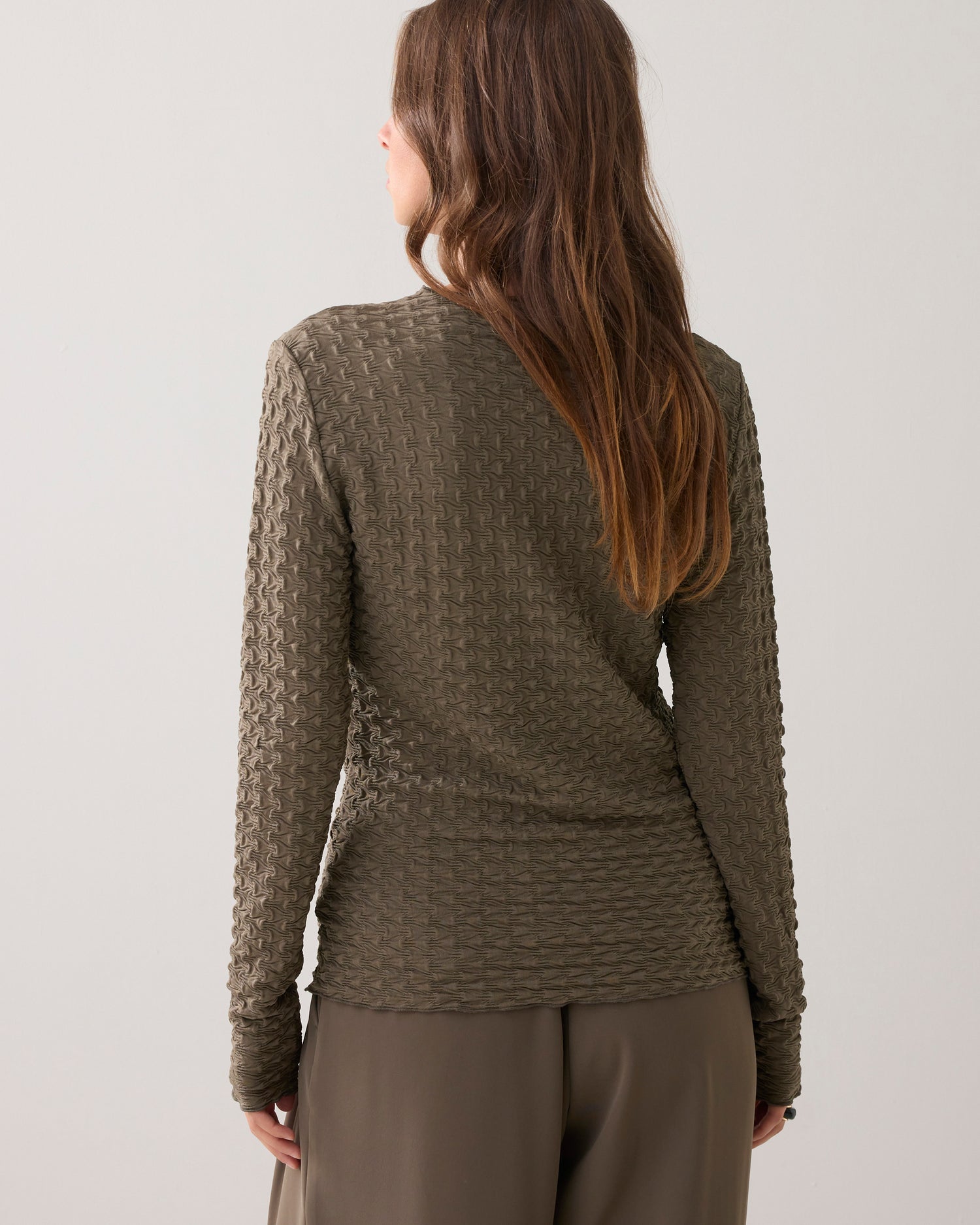 Textured mesh top