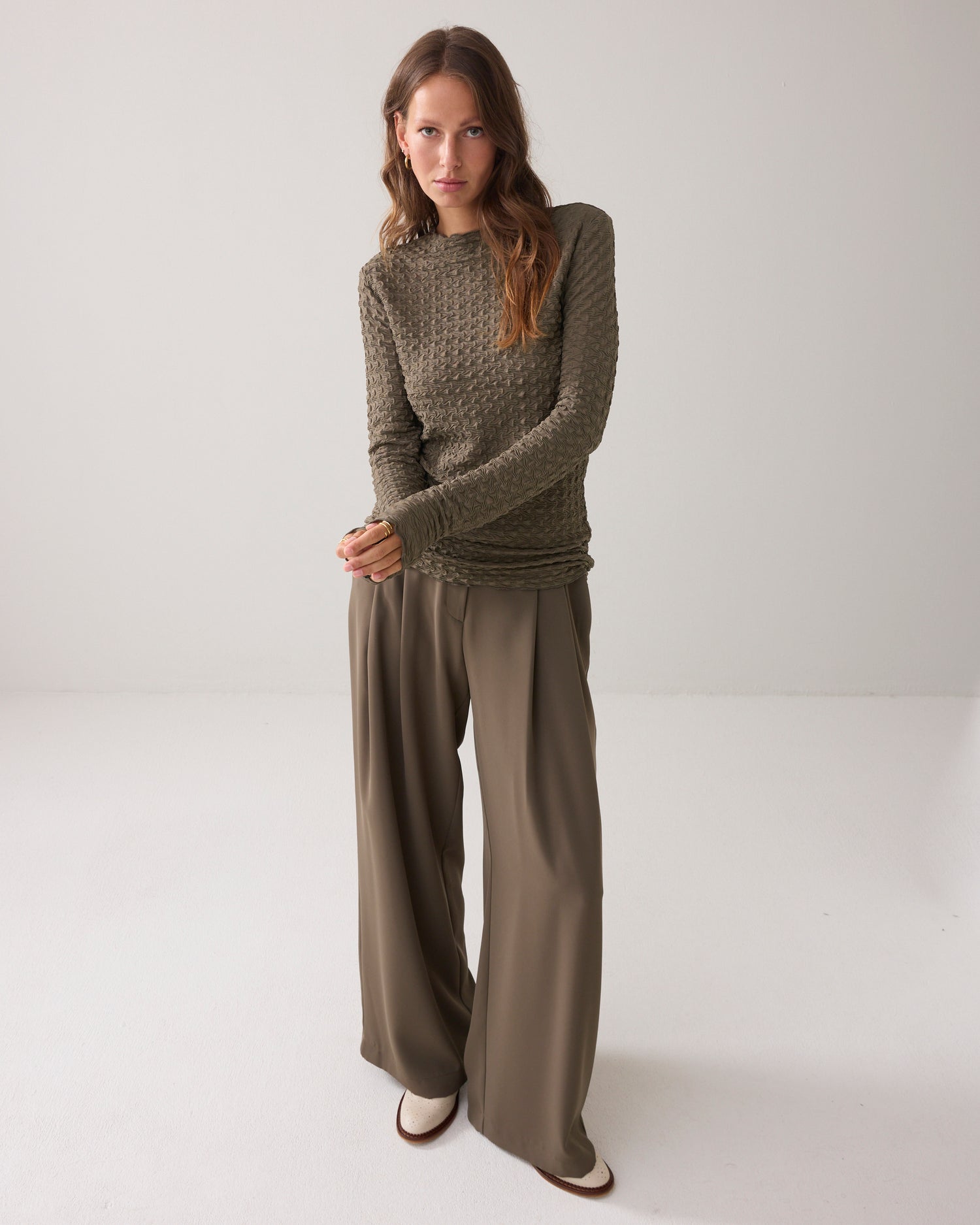 Textured mesh top
